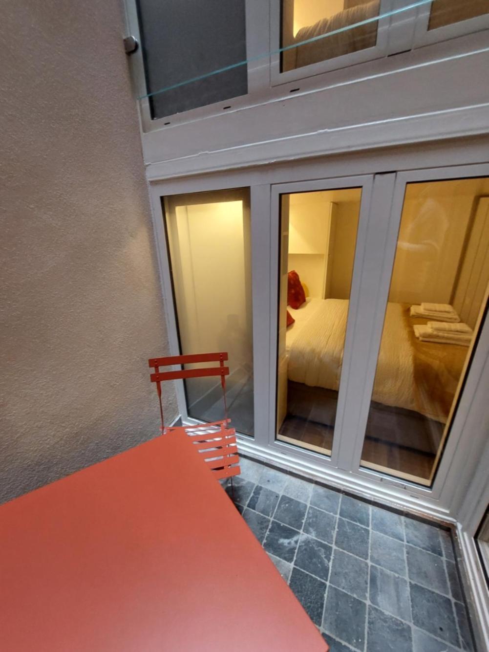 Apartments Paris Centre - At Home Hotel Exterior photo