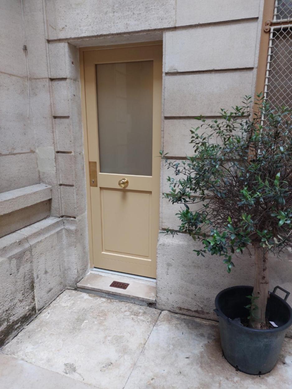 Apartments Paris Centre - At Home Hotel Exterior photo